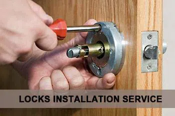 Capitol Locksmith Service Woonsocket, RI 401-249-9273 - lock-insta-sid-68-4mod